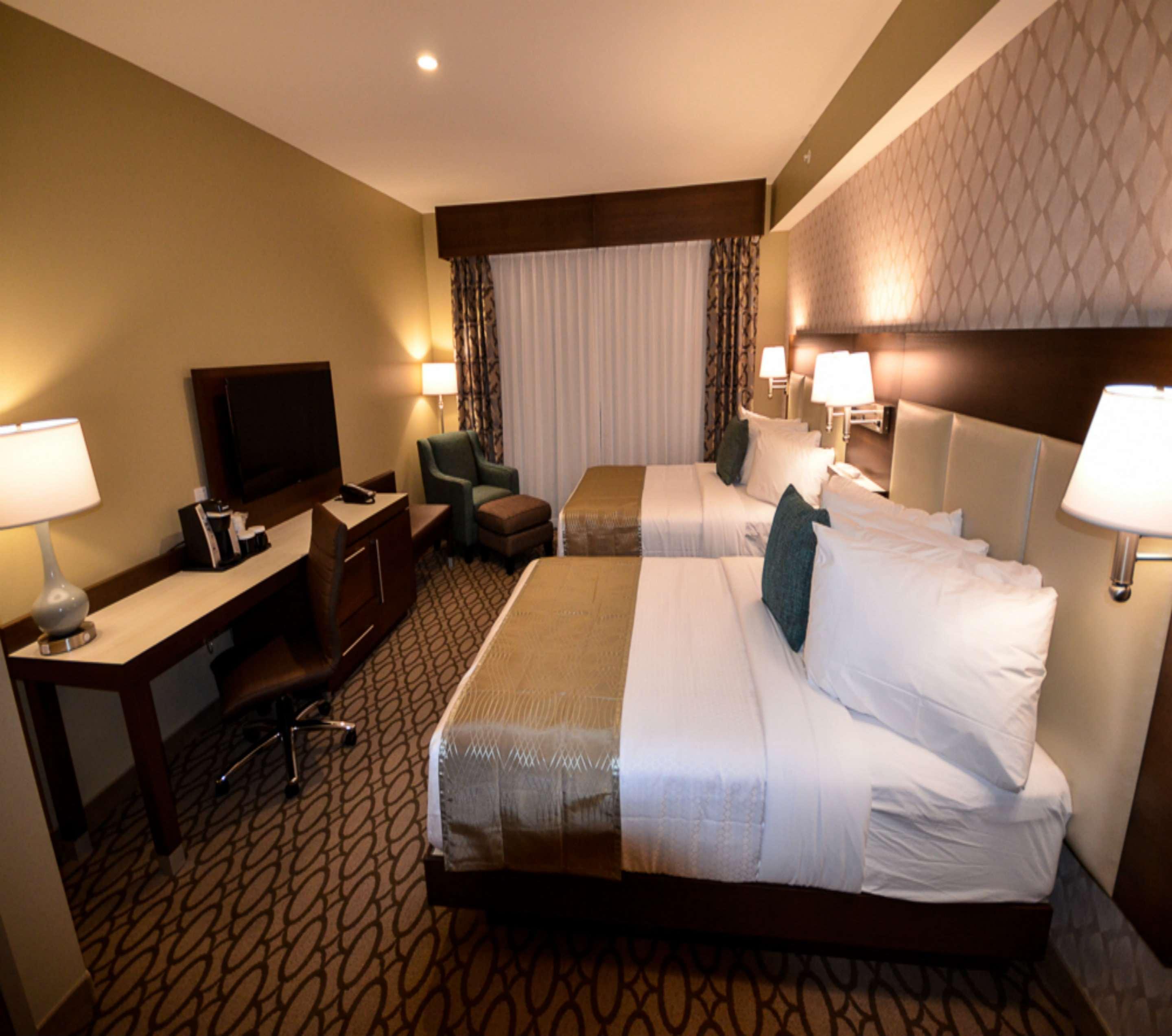 Best Western Plus St. John'S Airport Hotel And Suites Exterior foto