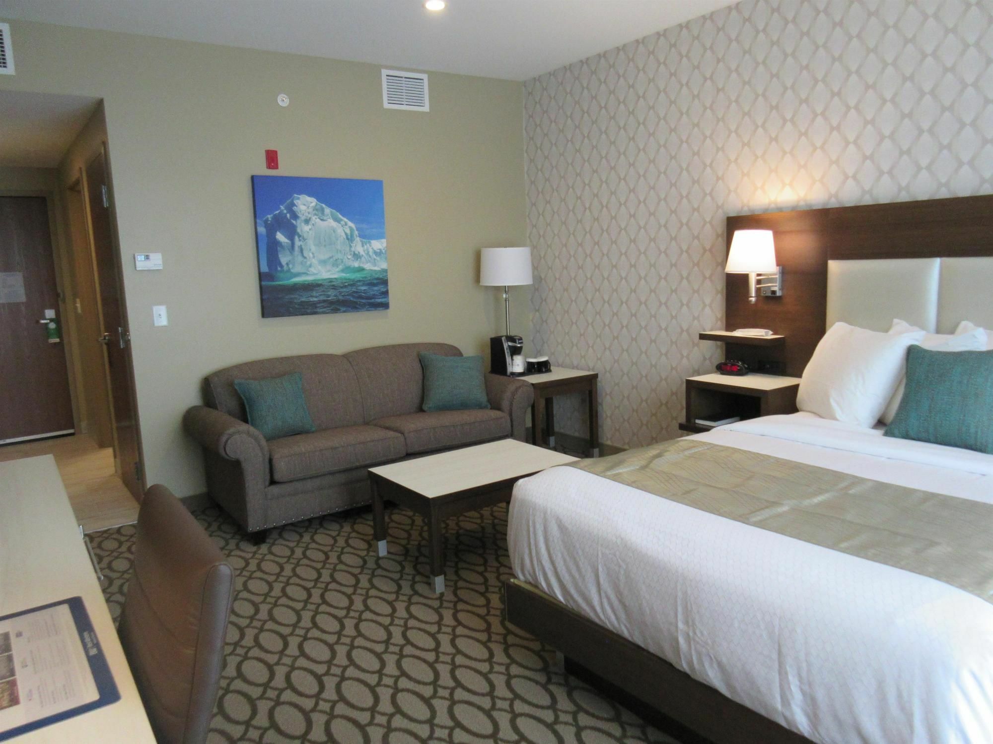 Best Western Plus St. John'S Airport Hotel And Suites Exterior foto